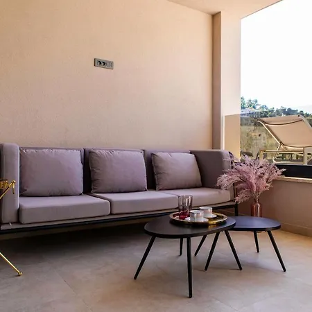 Apartment Villa Nina I - Apartments With Pool Near The Sea Rabac